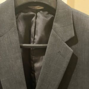 Banana Republic Dark Charcoal Suit 44R Jacket and 35x32 trousers